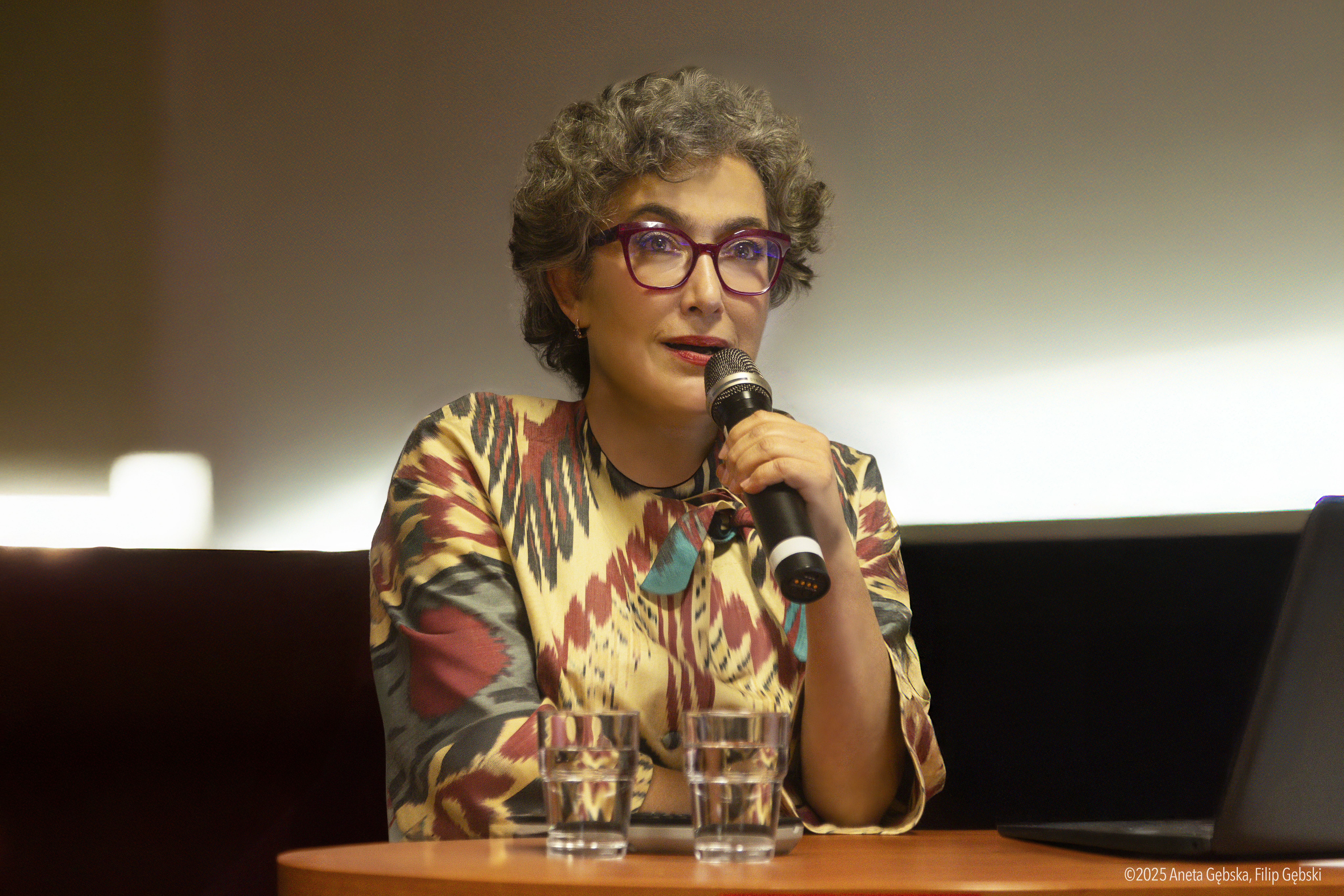 Anna Abkowicz podczas wystapienia na konferencji